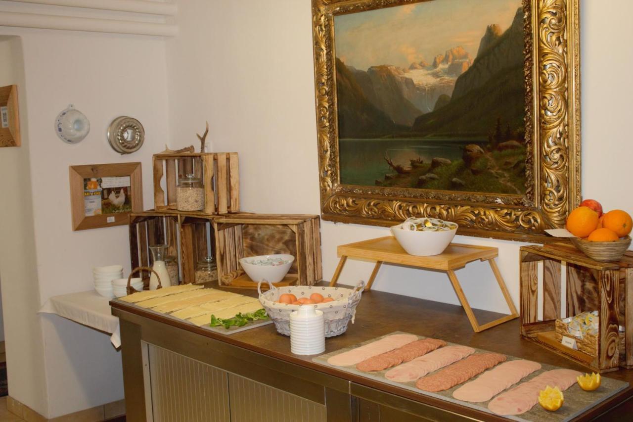 Der Gamsjaeger Hotel Gosau Buitenkant foto