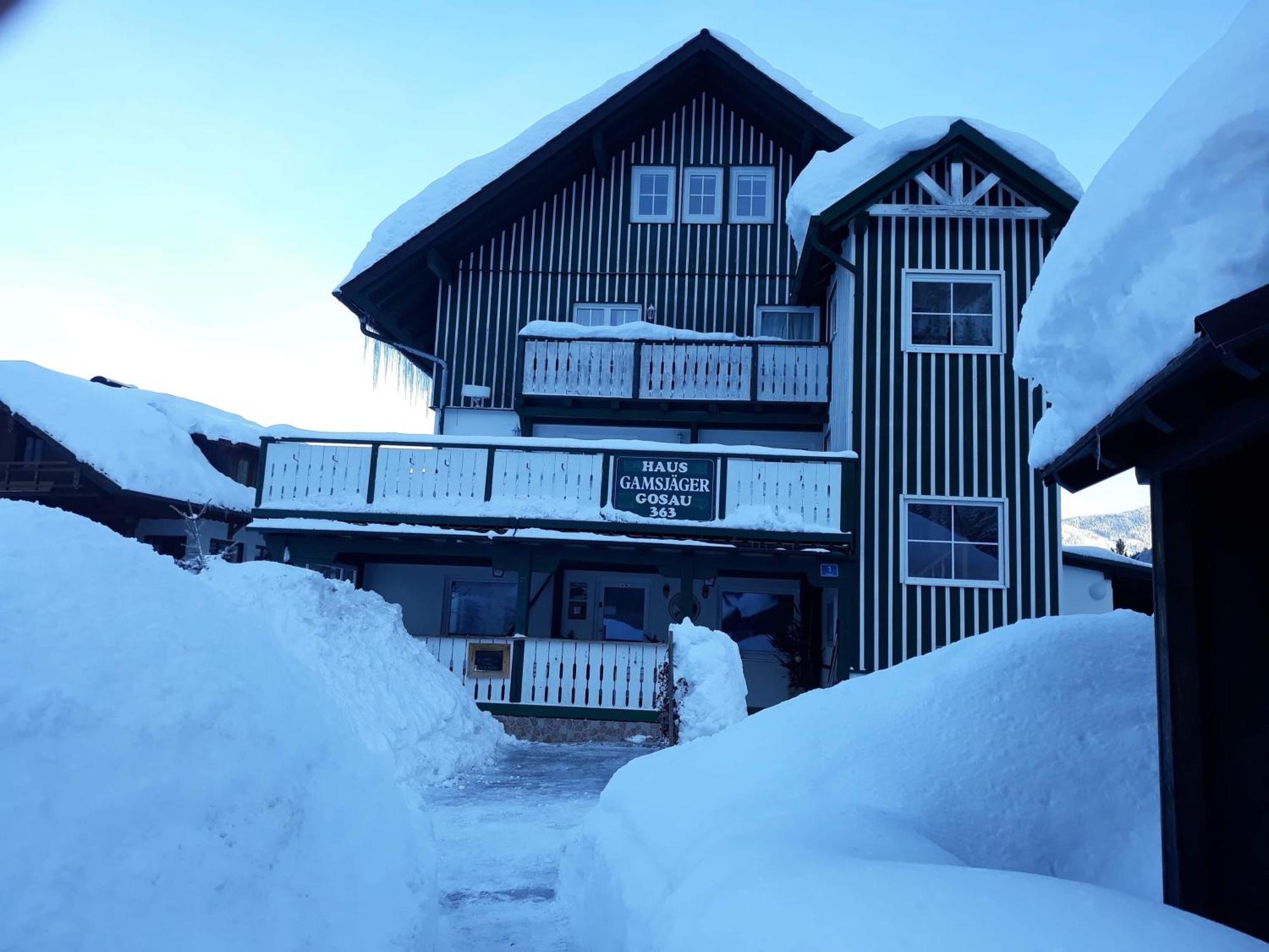 Der Gamsjaeger Hotel Gosau Buitenkant foto